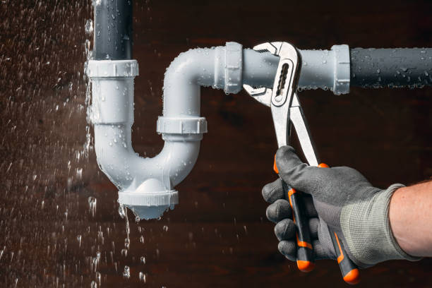 Professional Leak Detection technician working in Deerfield, MA